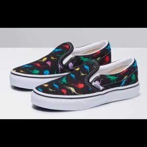 Toddler vans size 11 KIDS CLASSIC SLIP-ON Dino multi
